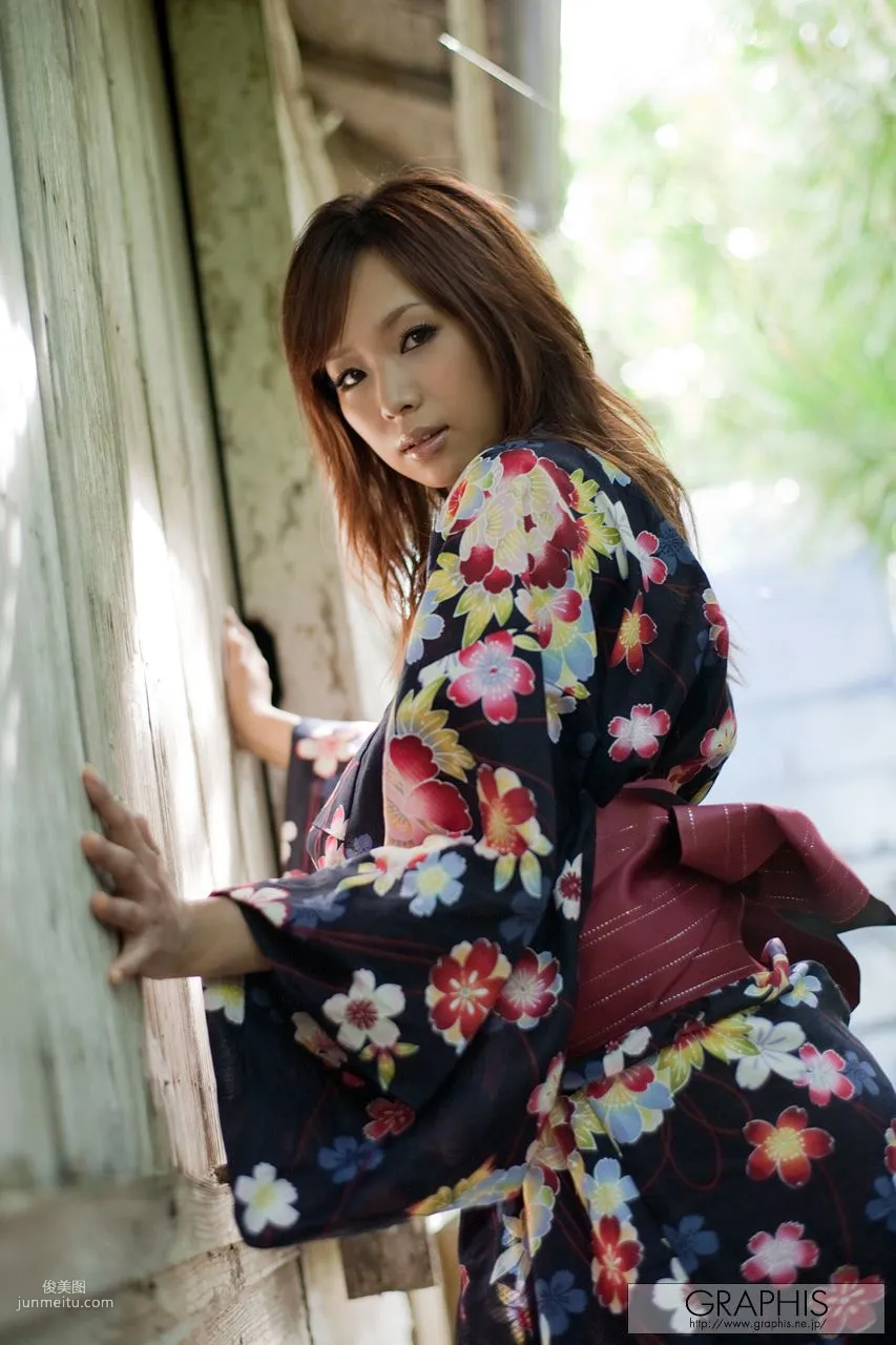 亜希菜/亞希菜《Sunshine》 [Graphis] Gals 寫真集 17