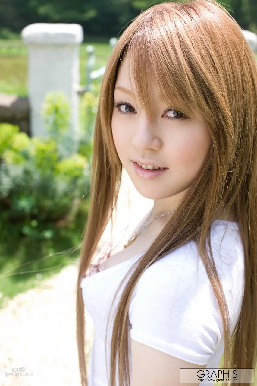 桜井りあ/櫻井莉亞 [Graphis] First Gravure 初脫ぎ娘 寫真集 2