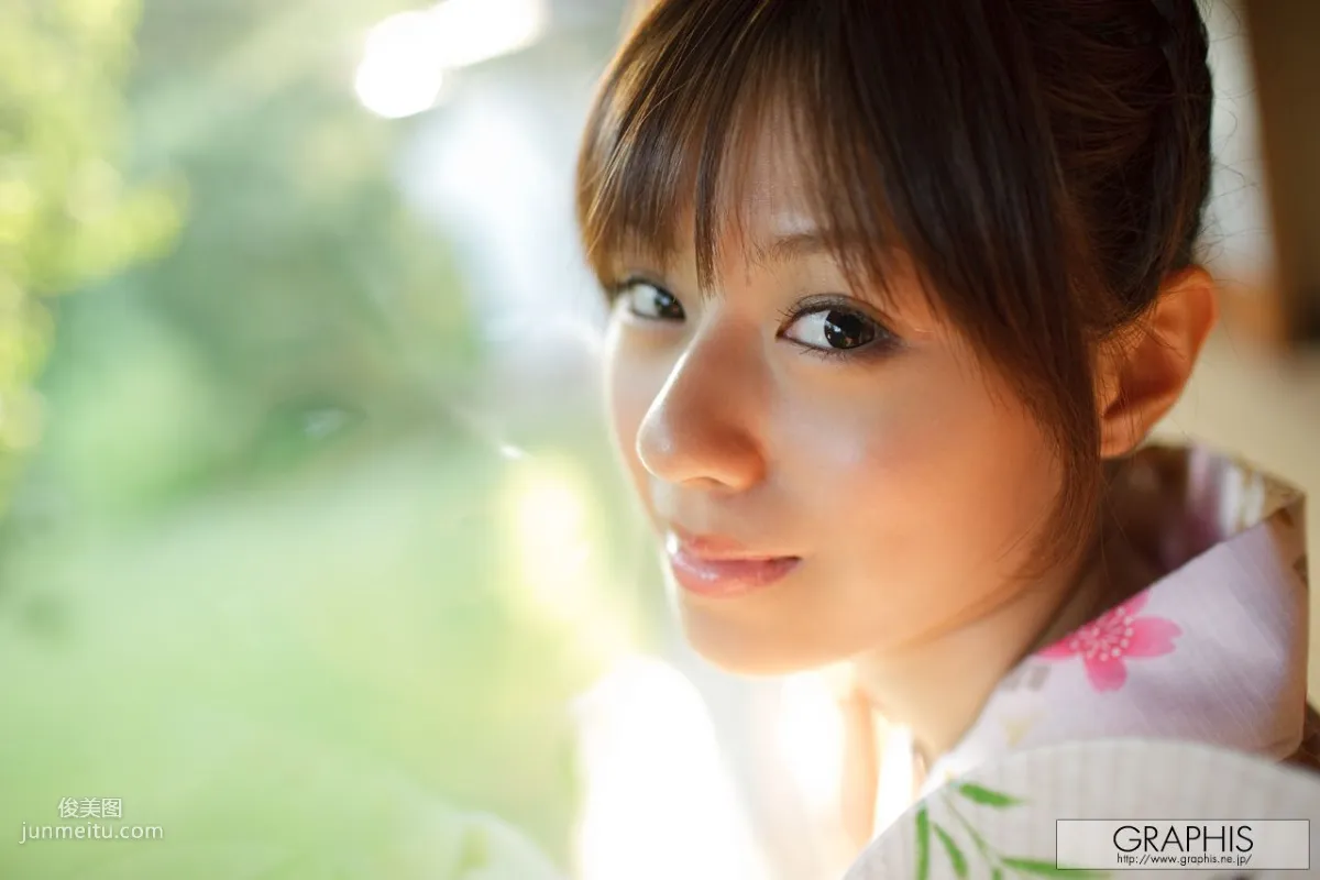 瑠川リナ/琉川裡菜《Pure and Cute》 [Graphis] Gals 寫真集 11