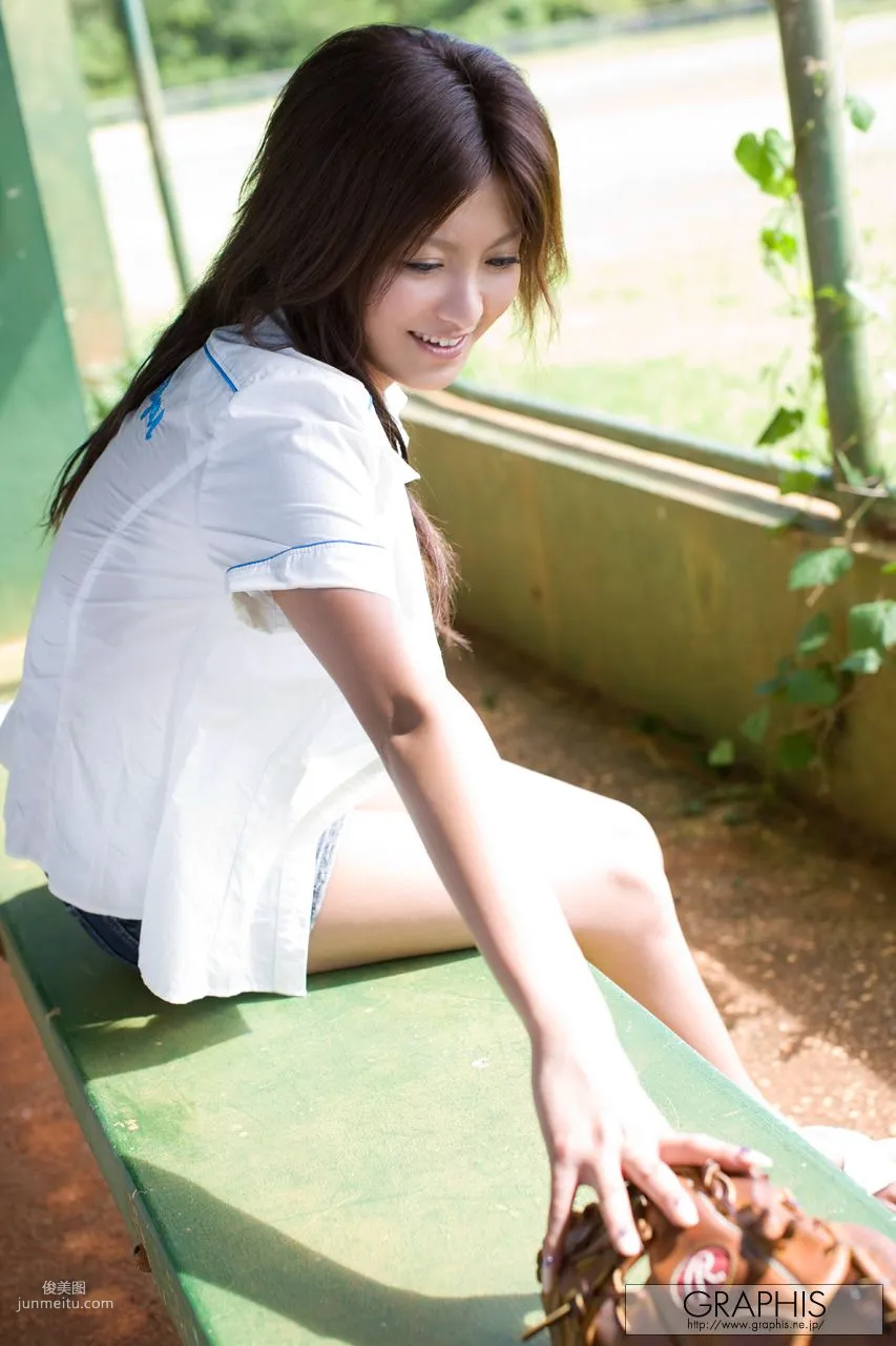 Yuki Asada 麻田有希 [Graphis] First Gravure 初脫ぎ娘 寫真集 5
