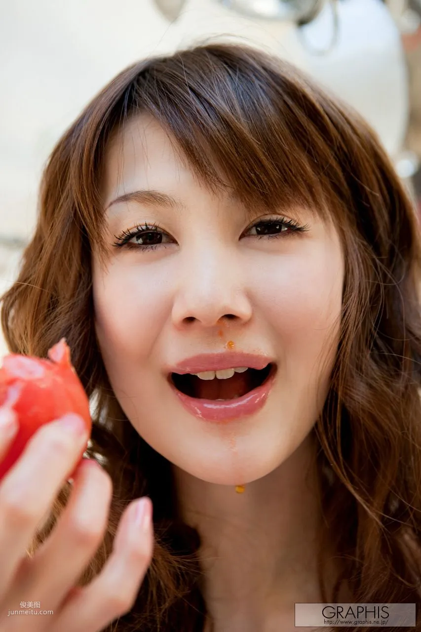 Erika Kirihara 桐原エリカ [Graphis] First Gravure 初脫ぎ娘 寫真集 14