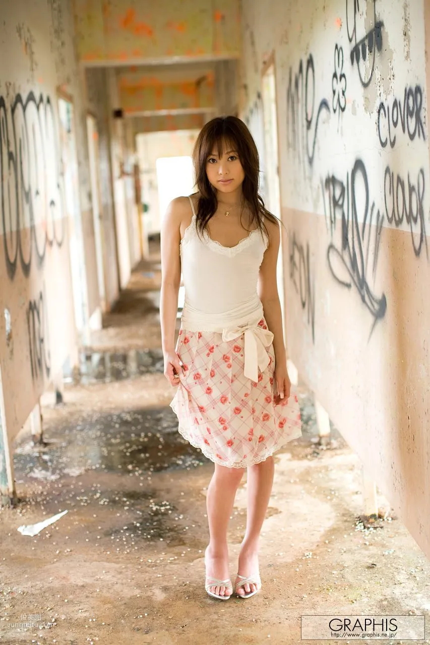 吉原ミィナ/吉原美那 [Graphis] First Gravure 初脫ぎ娘 寫真集 4