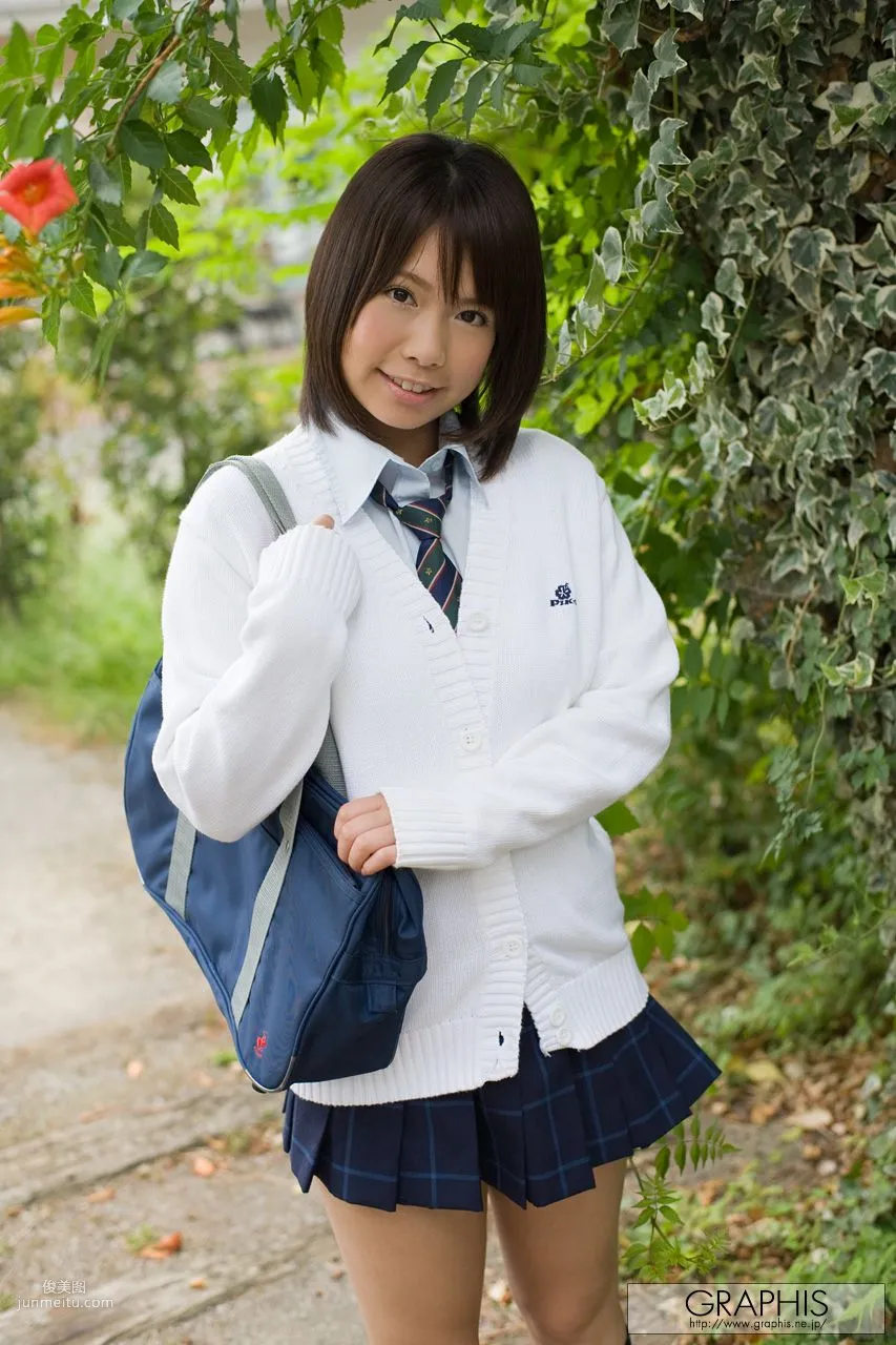 An Shinohara 篠原杏 [Graphis] First Gravure 初脫ぎ娘 寫真集 10