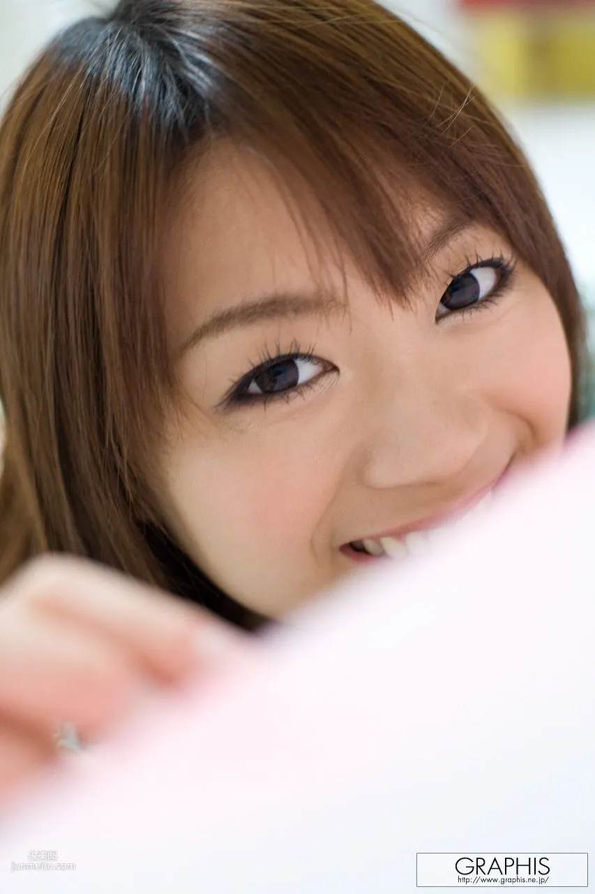 Mayuka Akimoto 秋元まゆ花 [Graphis] First Gravure 初脫ぎ娘 寫真集 41