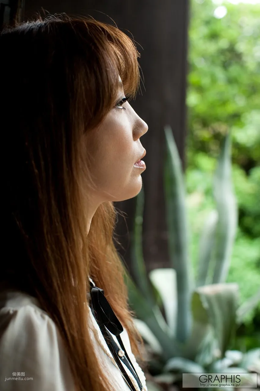 貝満ひとみ/鲛島琉生《The Crocodile Lady》 [Graphis] Special Contents 寫真集 7