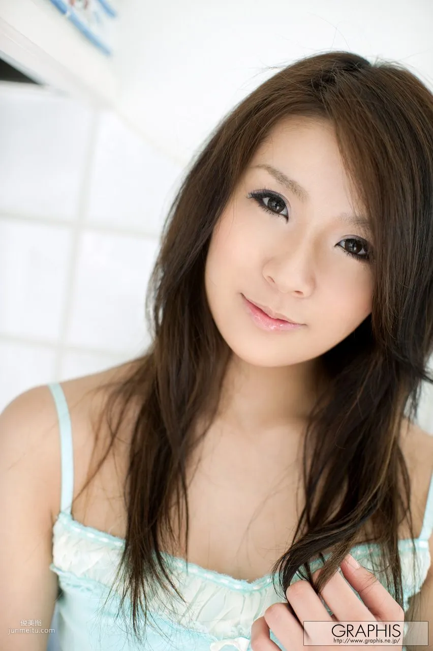 Rinka Aiuchi 愛内梨花 [Graphis] First Gravure 初脫ぎ娘 寫真集 7