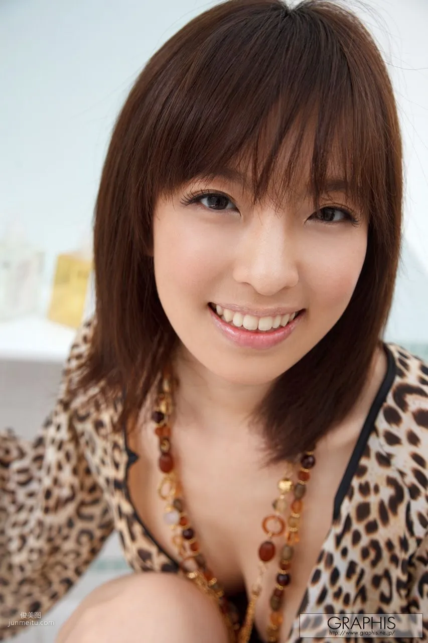 ましろ杏/真城杏《Glamour Girl》 [Graphis] Gals 寫真集 1
