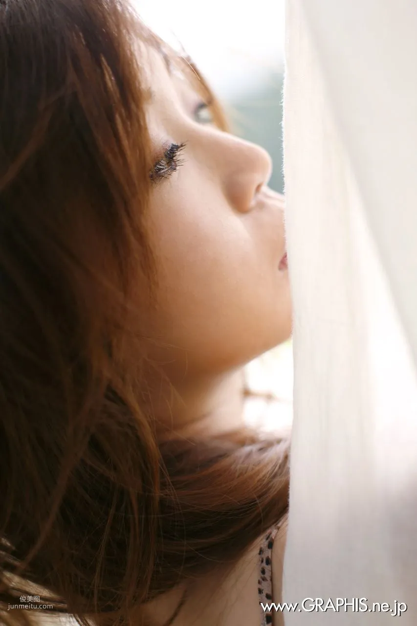 Ayumi Kobayashi 小林愛弓 [Graphis] First Gravure 初脫ぎ娘 寫真集 19
