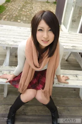 Saki Yano 矢野沙紀 [Graphis] First Gravure 初脫ぎ娘 寫真集