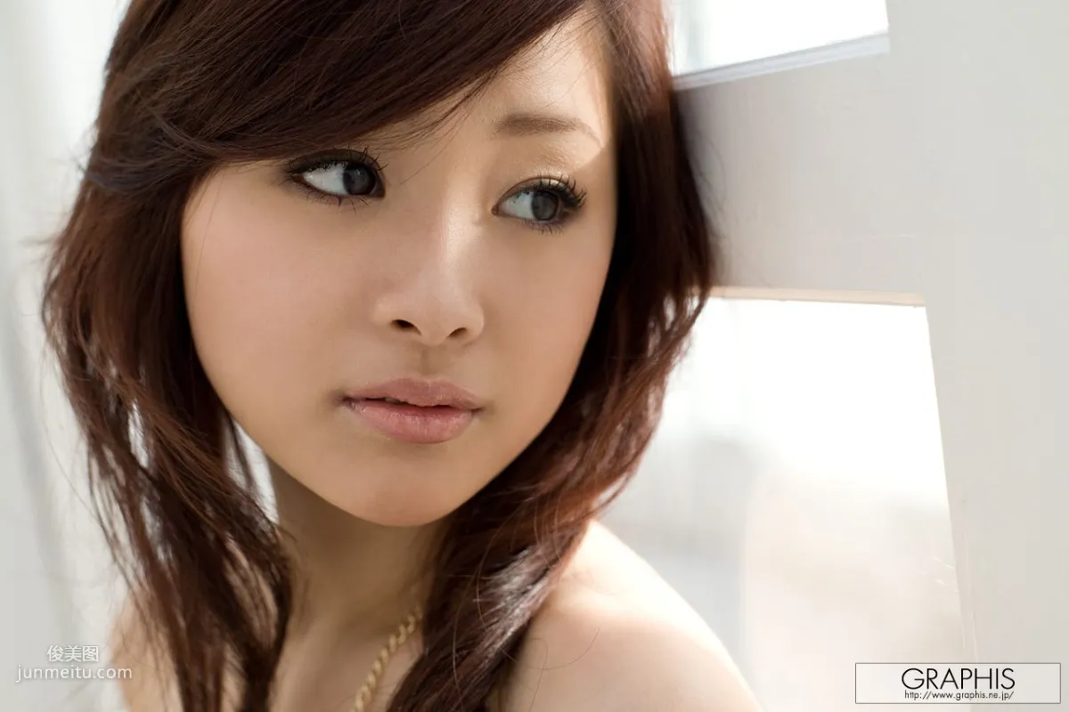 Suzuka Ishikawa 石川鈴華 [Graphis] First Gravure 初脫ぎ娘 寫真集 29