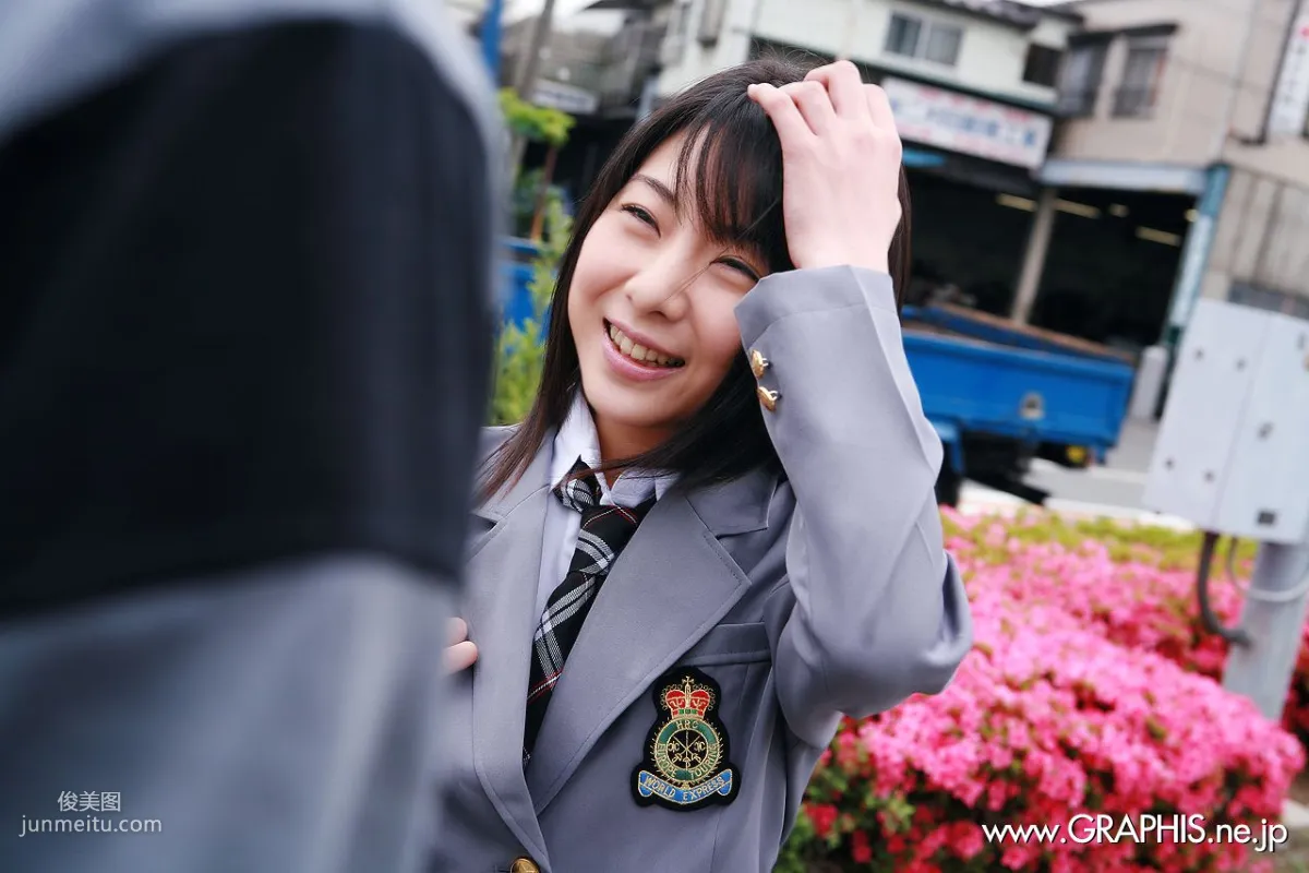早川凛 《Sacred Mischief》 [Graphis] Gals 写真集1