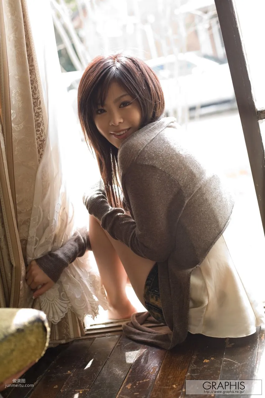 有希ちな/有希千奈《Sexy Bash》 [Graphis] Gals 寫真集 4