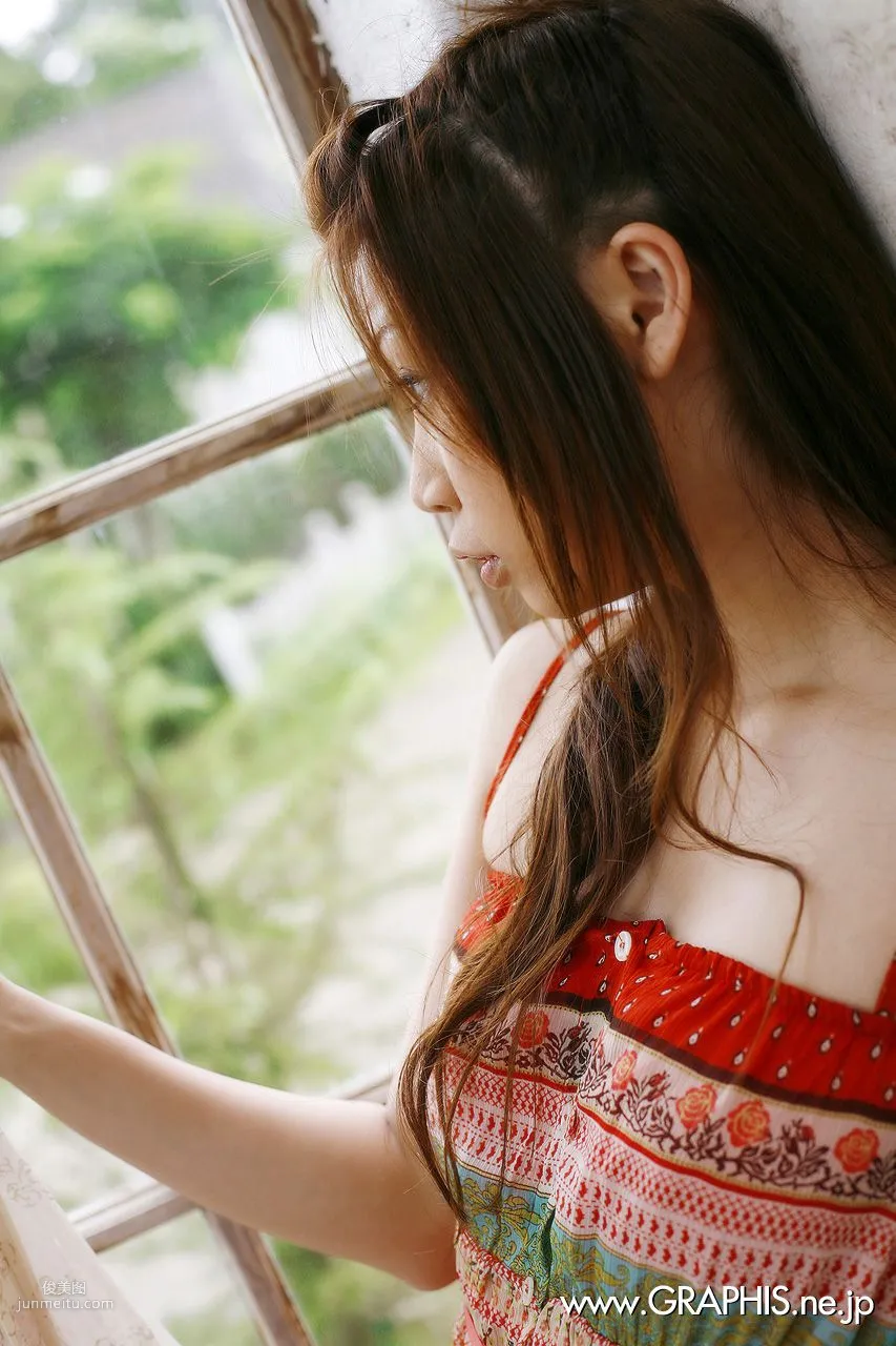 Ayumi Kobayashi 小林愛弓 [Graphis] First Gravure 初脫ぎ娘 寫真集 16