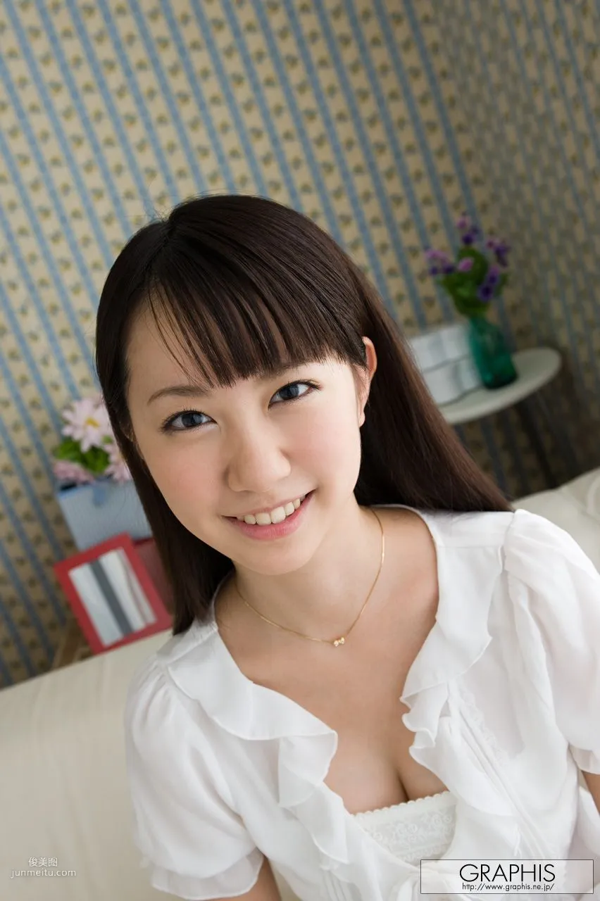 香澄のあ/香澄乃亞《Neatly》 [Graphis] Gals 寫真集 1