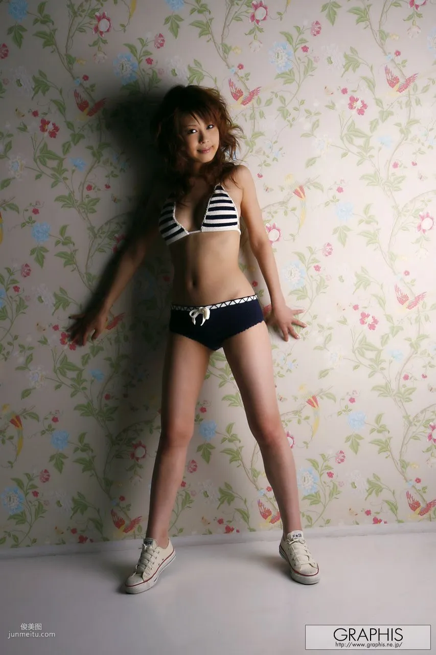 sakurako桜子/櫻子 [Graphis] First Gravure 初脫ぎ娘 寫真集 31