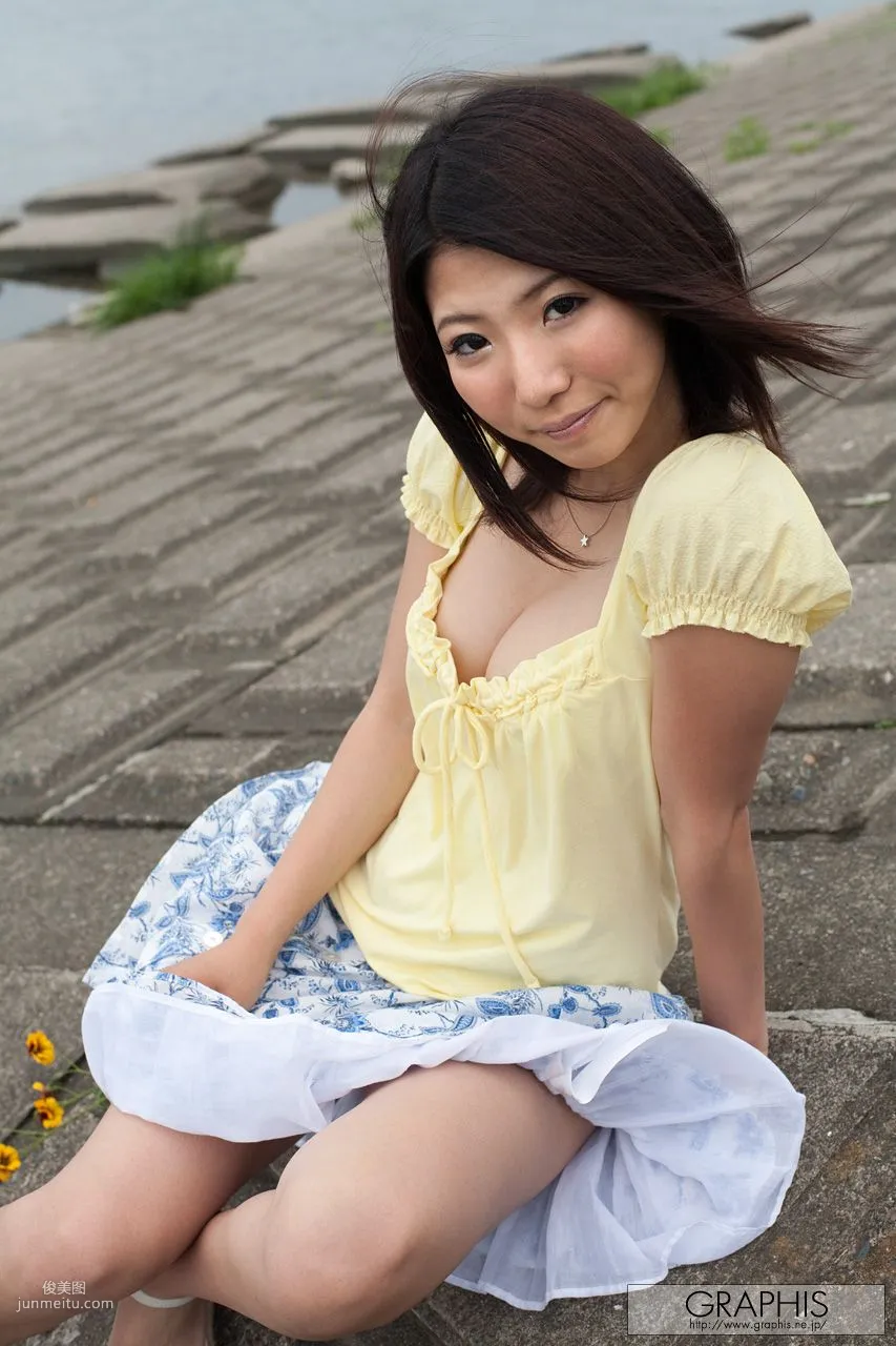 An アン《Simple and Innocent》 [Graphis] Gals 写真集8