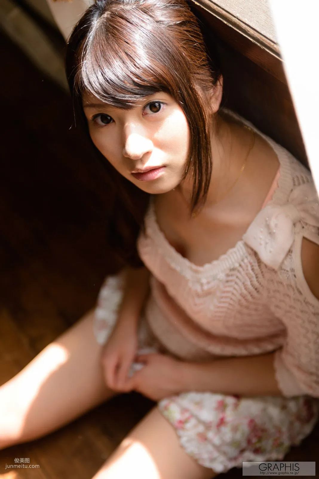 緒川裡緒/緒川りお [Graphis] First Gravure 初脫ぎ娘 寫真集 8