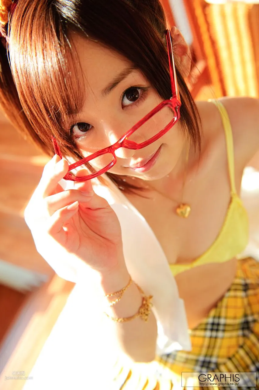 あやめ美桜/菖浦美櫻 [Graphis] First Gravure 初脫ぎ娘 寫真集 33