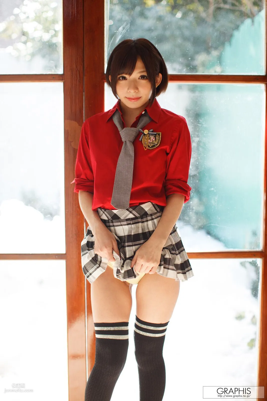 成海うるみ/成海丽(広瀬りりあ) [Graphis] First Gravure 初脱ぎ娘 写真集5