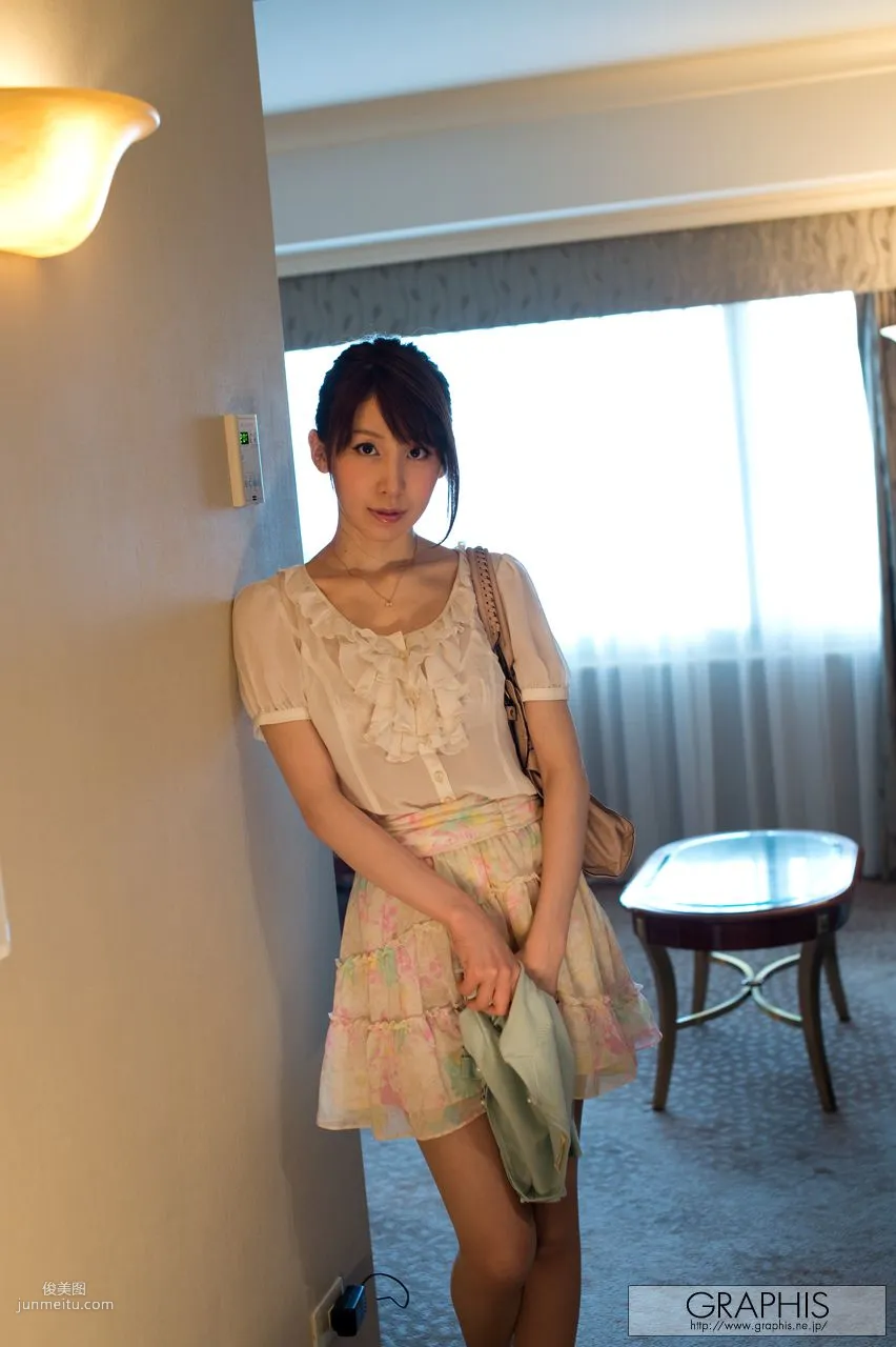 知花メイサ/知花梅莎 [Graphis] First Gravure 初脫ぎ娘 寫真集 9