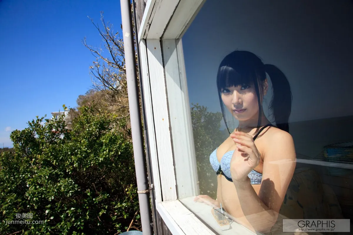 由爱可奈《Never Change》 [Graphis] Gals 写真集13