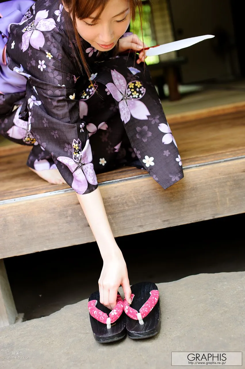 横山美雪《Blossoms》 [Graphis] Gals 写真集5