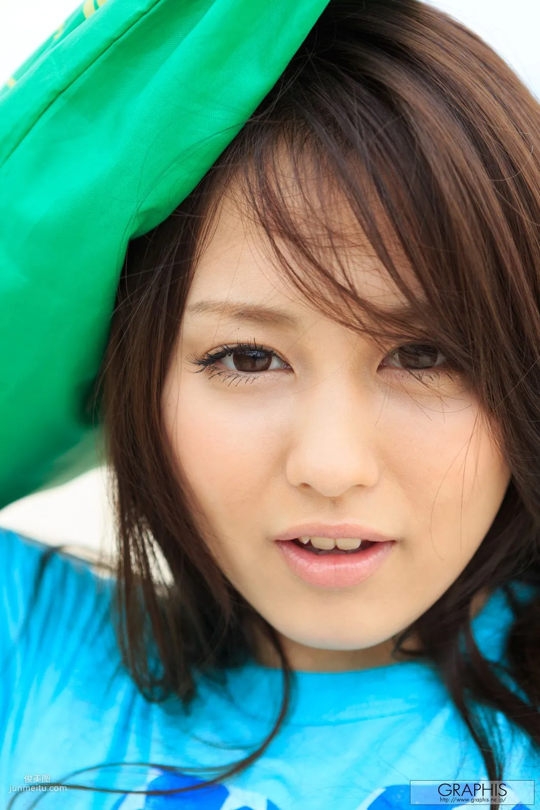 Beni Ito 伊东红 [Graphis] First Gravure 初脱ぎ娘 写真集15