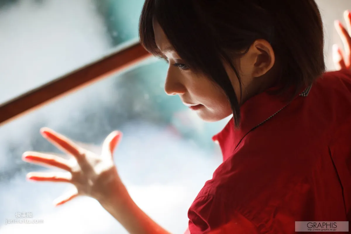 成海うるみ/成海丽(広瀬りりあ) [Graphis] First Gravure 初脱ぎ娘 写真集4