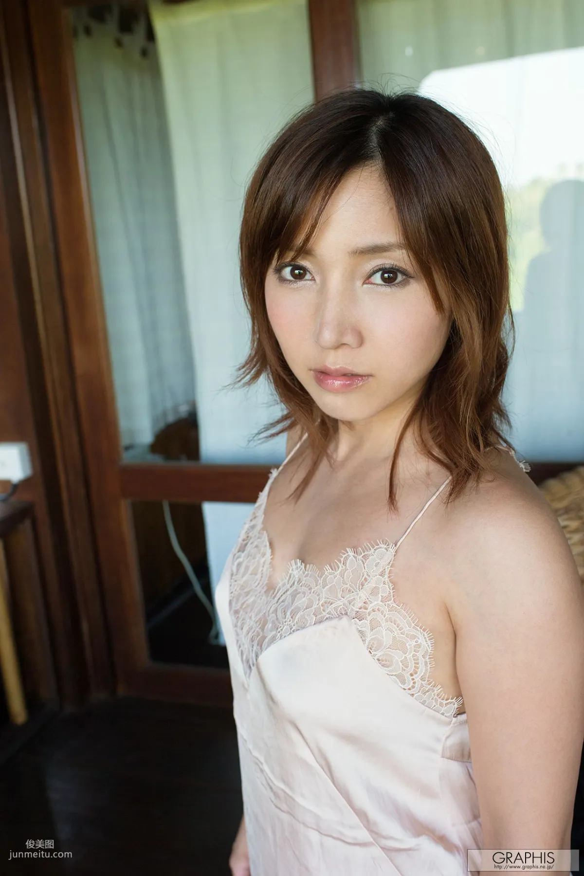 美波ねい/美波甯 [Graphis] First Gravure 初脫ぎ娘 寫真集 21