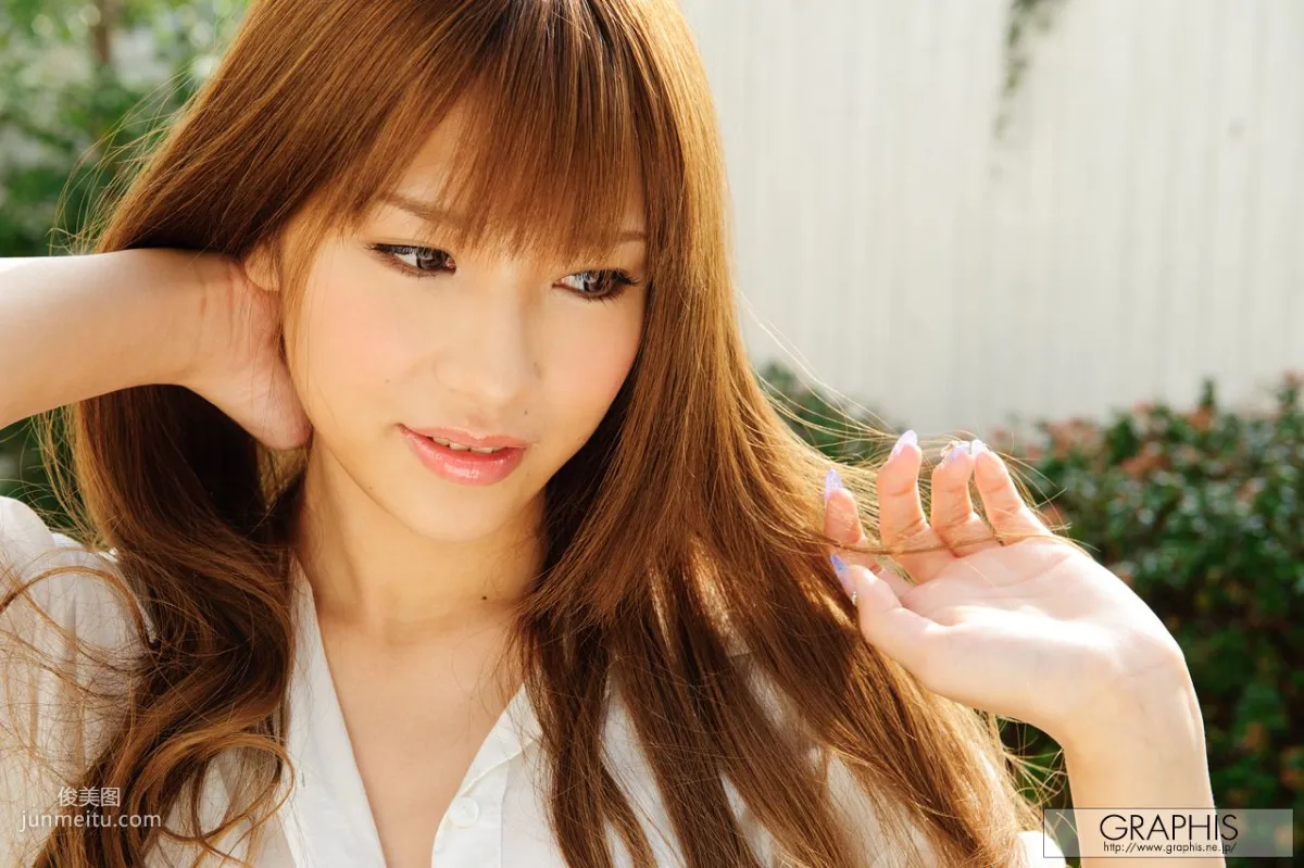 安城アンナ《Love Impact》 [Graphis] Gals 寫真集 11