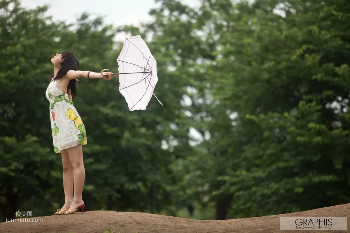 由爱可奈《The More Radical》 [Graphis] Gals 写真集7
