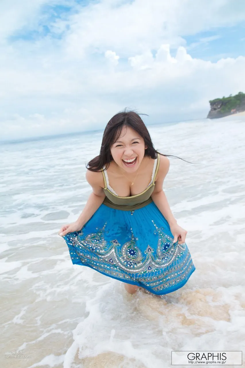 小倉奈奈《Seventh Heaven》 [Graphis] Special Contents 写真集2