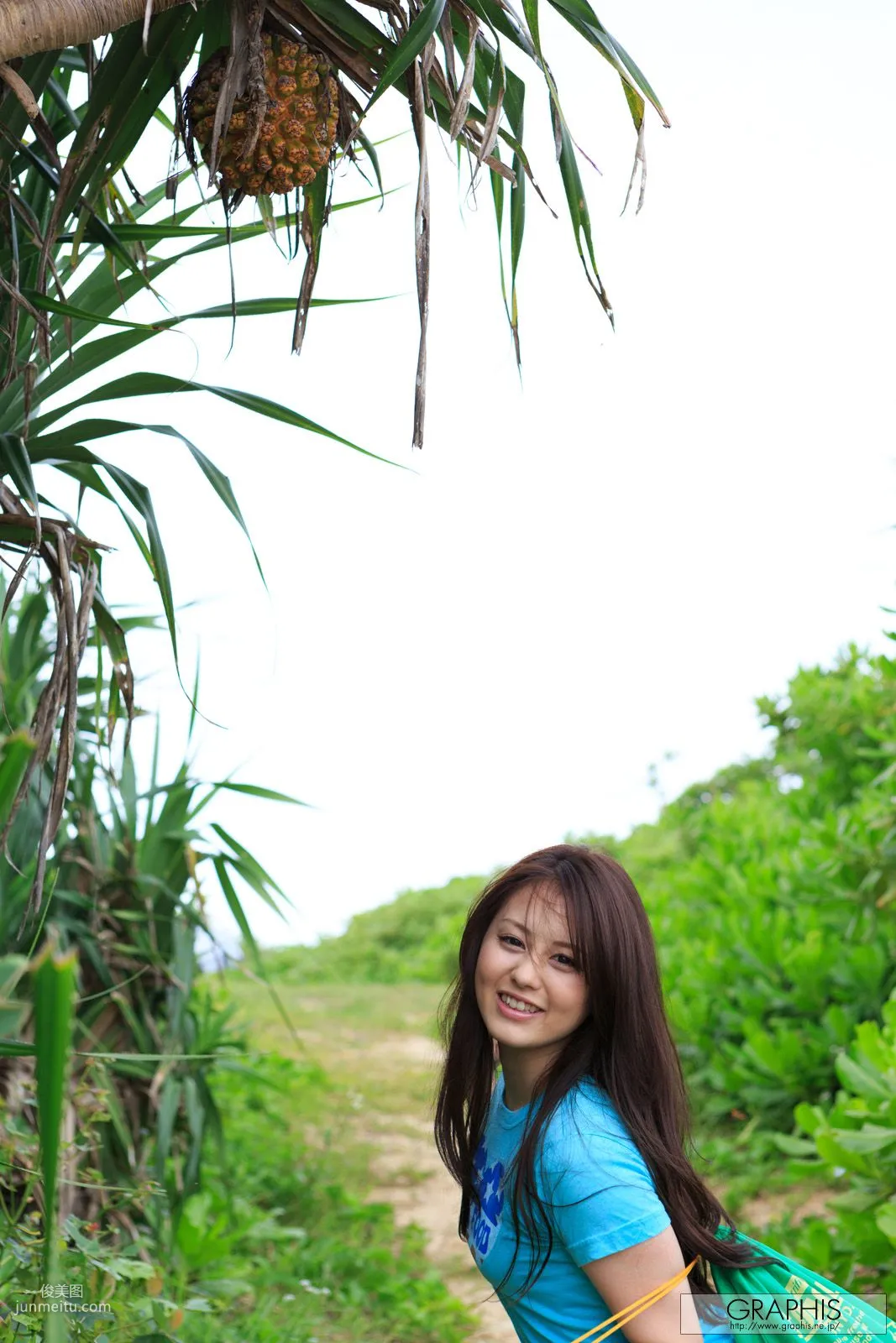 Beni Ito 伊东红 [Graphis] First Gravure 初脱ぎ娘 写真集13