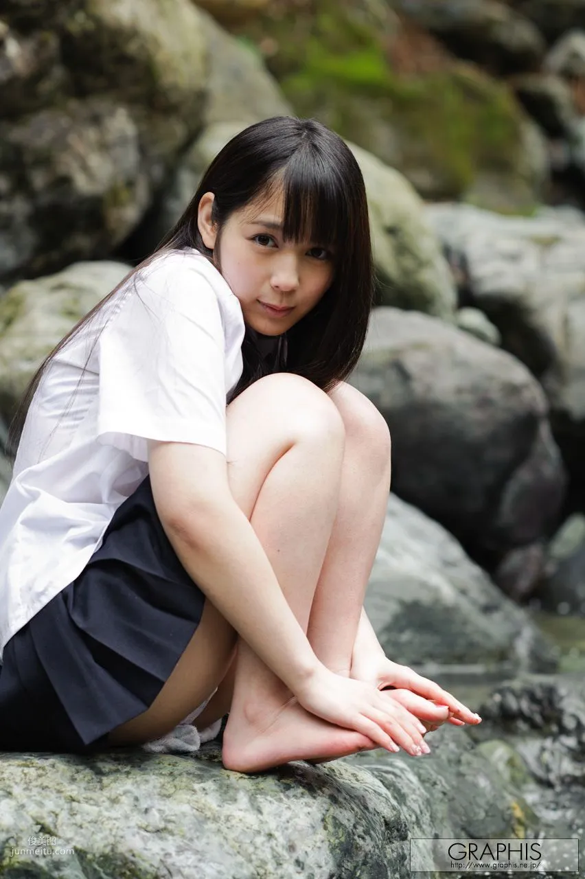 佳苗るか《Another World》 [Graphis] Gals 写真集15