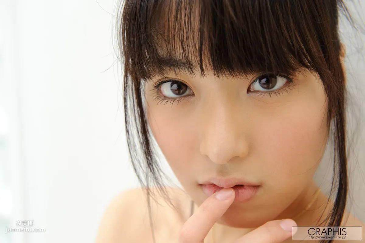 Kana Yume 由愛可奈 [Graphis] First Gravure 初脫ぎ娘 寫真集 11
