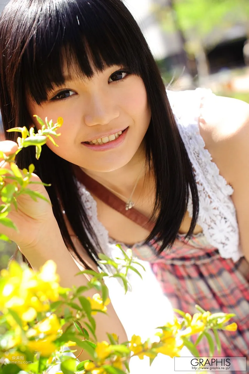 榮倉あい/榮倉愛 [Graphis] First Gravure 初脫ぎ娘 寫真集 2
