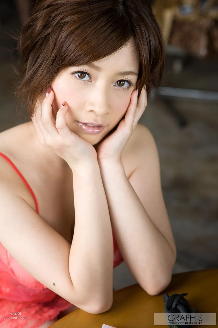奥田咲《Bloom》 [Graphis] Special Contents 写真集17