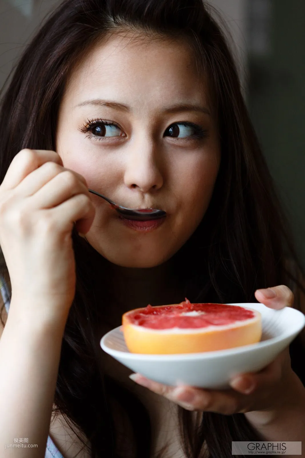 Beni Ito 伊东红 [Graphis] First Gravure 初脱ぎ娘 写真集31