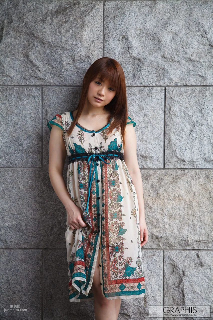 秋元まゆ花《Challenge》 [Graphis] Gals 写真集2