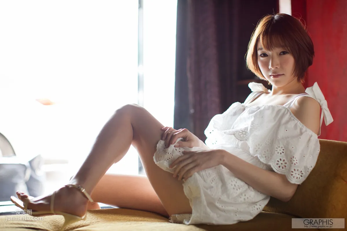 涼川絢音/涼川絢音 [Graphis] First Gravure 初脫ぎ娘 寫真集 9
