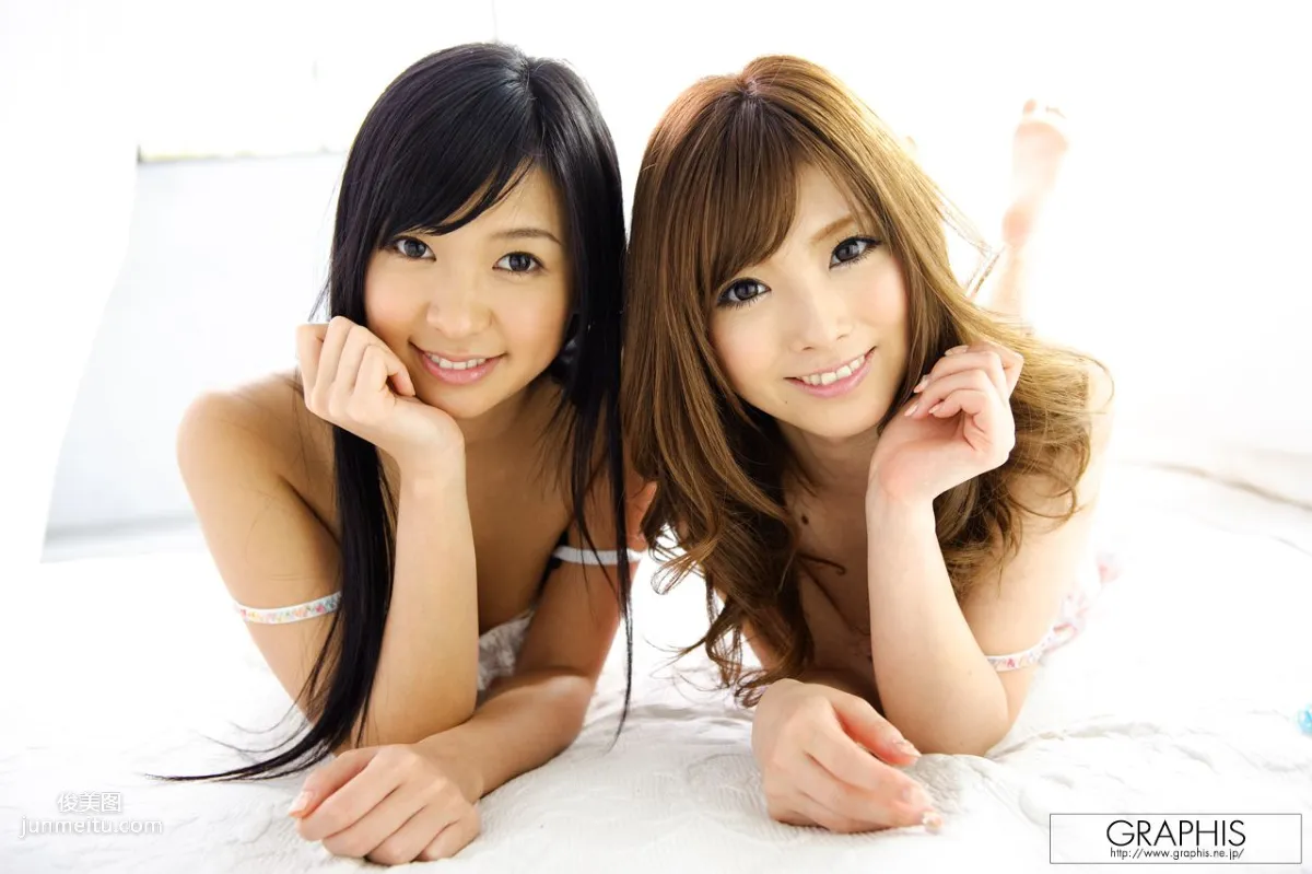 鶴田かな、加藤リナ、小倉奈々 [Graphis] Special Girls Gravure 寫真集 19