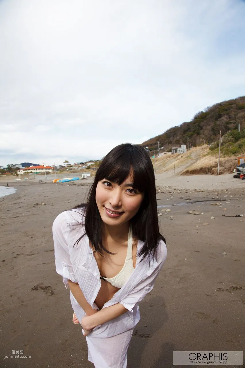 由爱可奈《Never Change》 [Graphis] Gals 写真集18