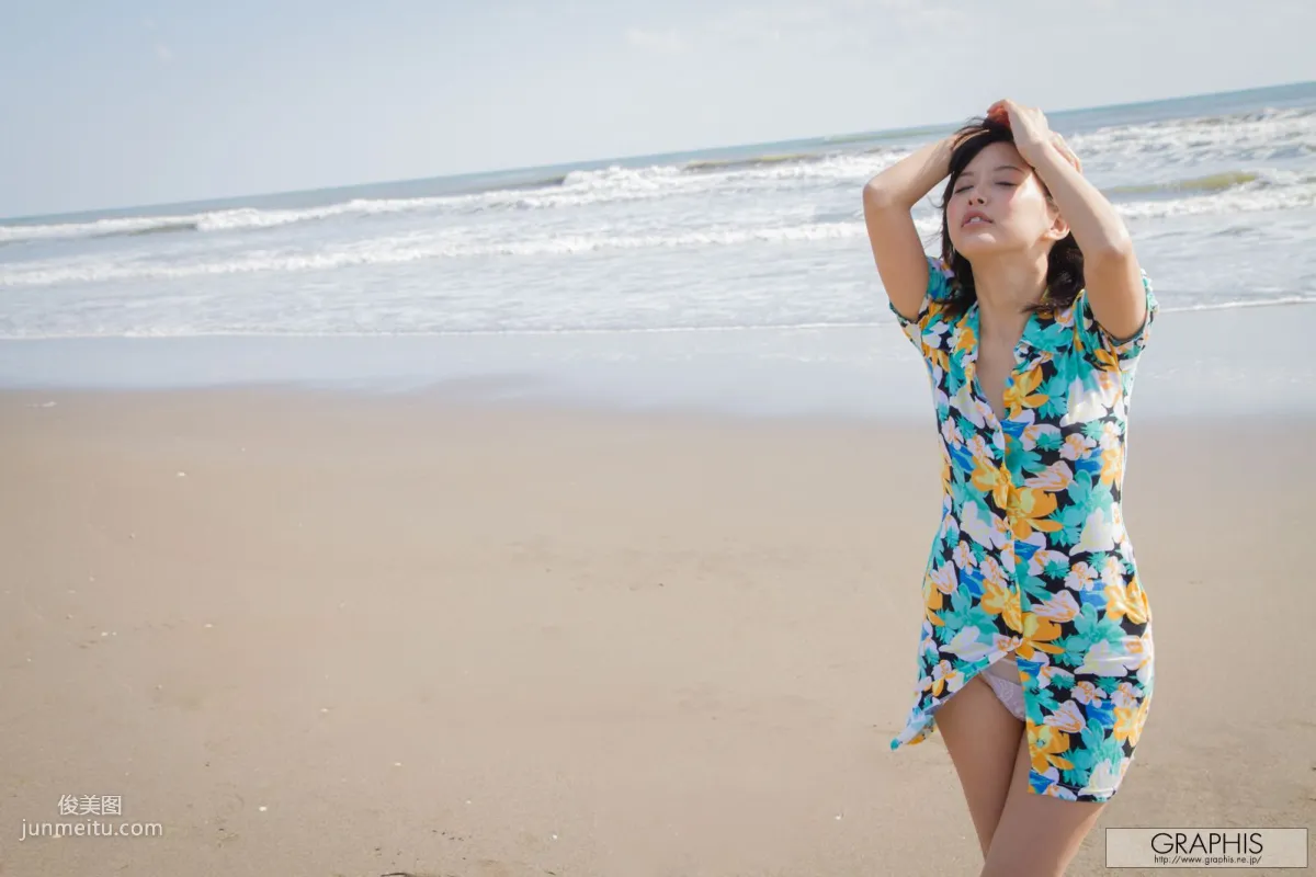 葵つかさ/葵司《Careless Grace》 [Graphis] Gals 写真集1