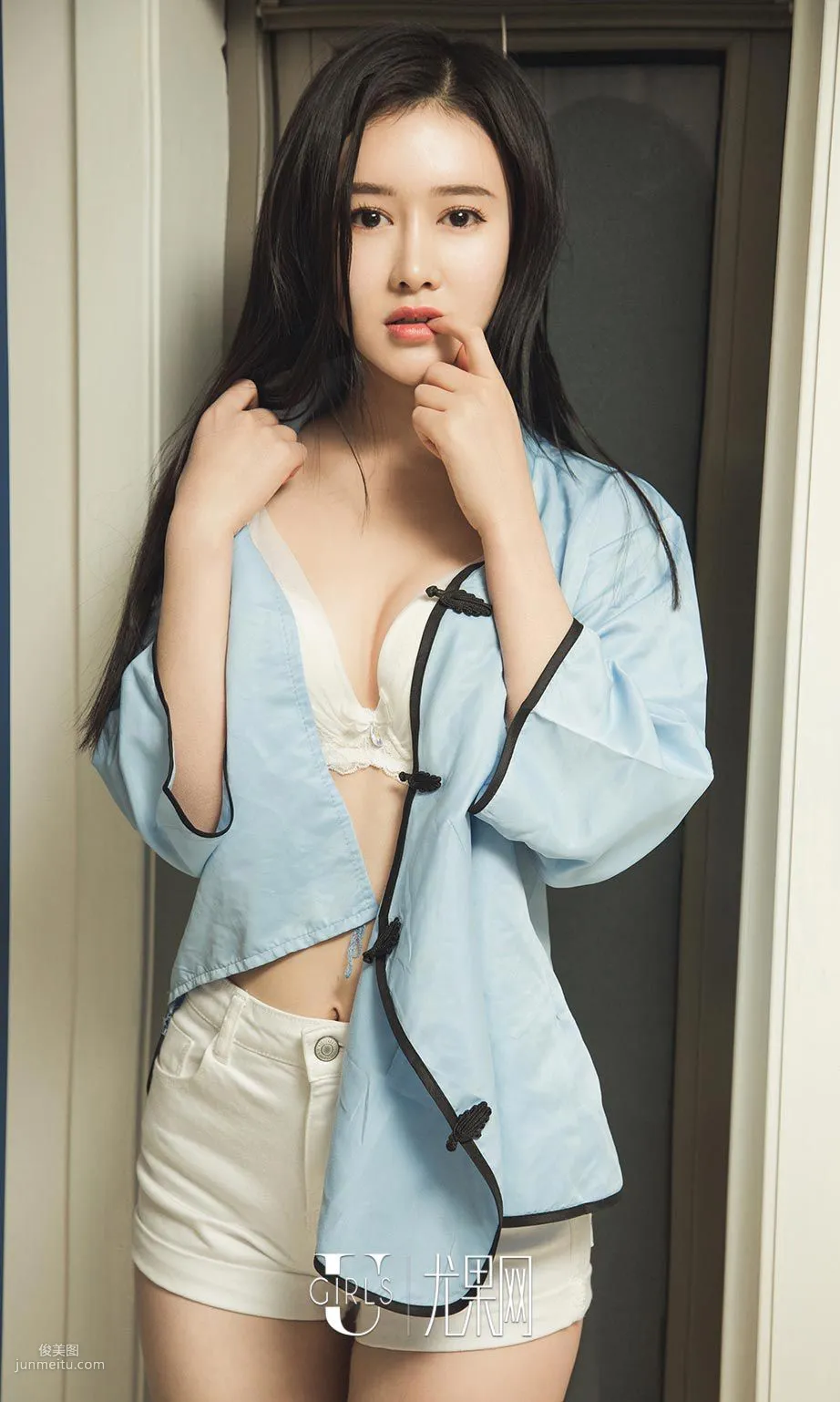 王林《校服记》 [尤果圈] No.636 写真集34