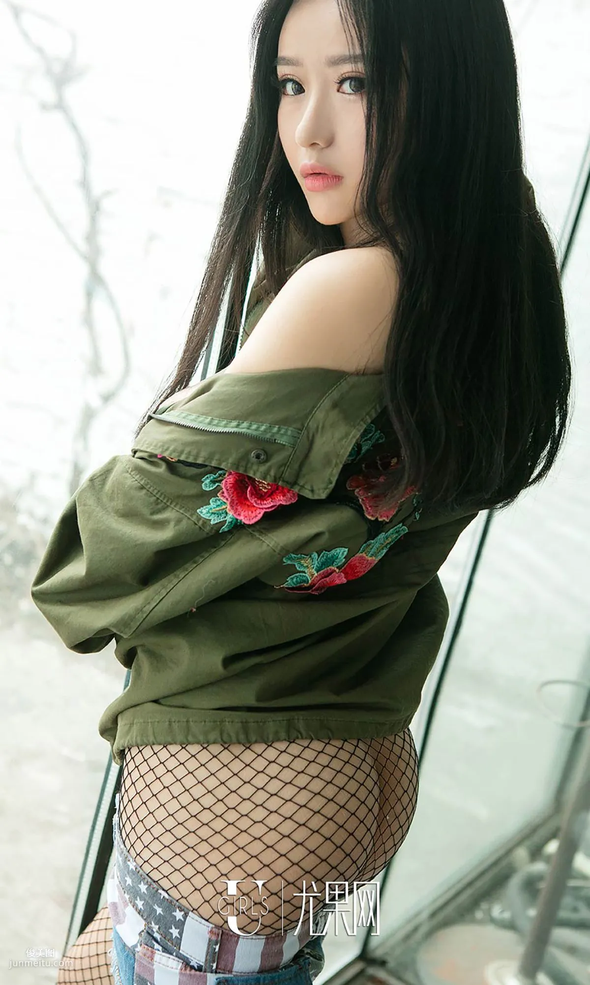 倪葉藤《軍裝軟妹》 [尤果圈] No.714 寫真集 9