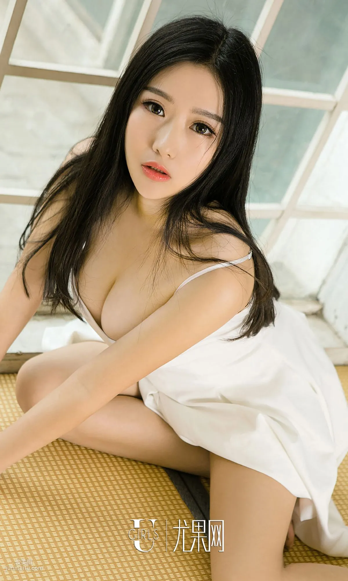倪葉藤《軍裝軟妹》 [尤果圈] No.714 寫真集 12