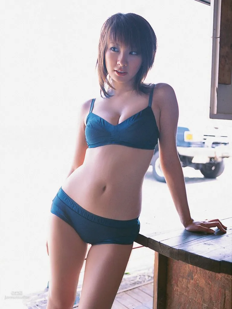 [Wanibooks] NO.30 Azusa Yamamoto 山本梓 写真集1