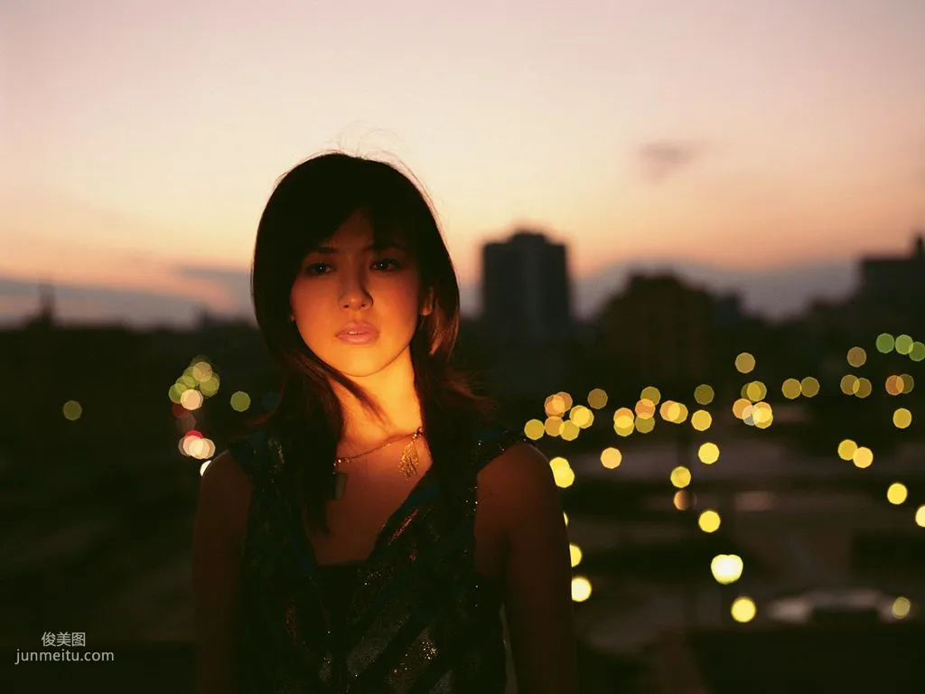 [Wanibooks] NO.06 Miho Shiraishi 白石美帆 寫真集 81