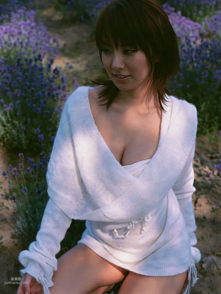 [Wanibooks] NO.30 Azusa Yamamoto 山本梓 写真集144