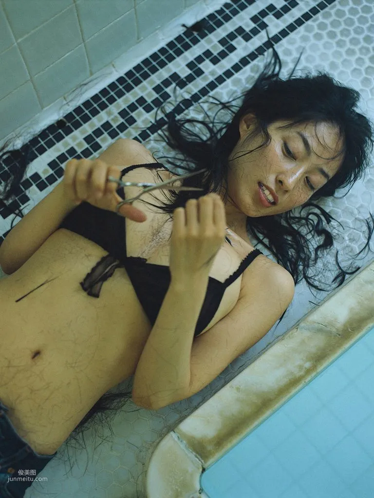 [Wanibooks] NO.40 Hiroko Sato 佐藤寬子/佐藤寛子 寫真集 22